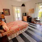 Costantina With Heated Pool 4*
