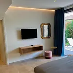 Costantina With Heated Pool Appart hôtel 4*