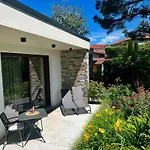 Costantina With Heated Pool