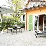 Costantina With Heated Pool Aparthotel Cannobio