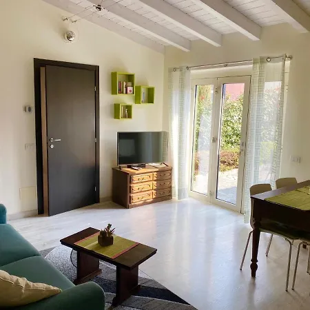 Aparthotel Costantina With Heated Pool *