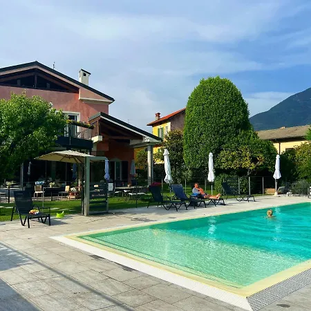 Costantina With Heated Pool Aparthotel Cannobio