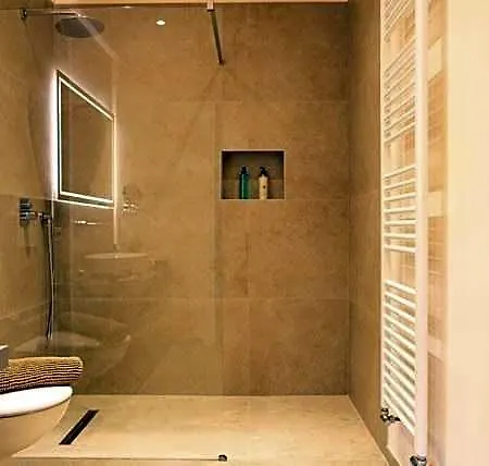 Aparthotel Costantina With Heated Pool