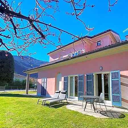 Costantina With Heated Pool Aparthotel