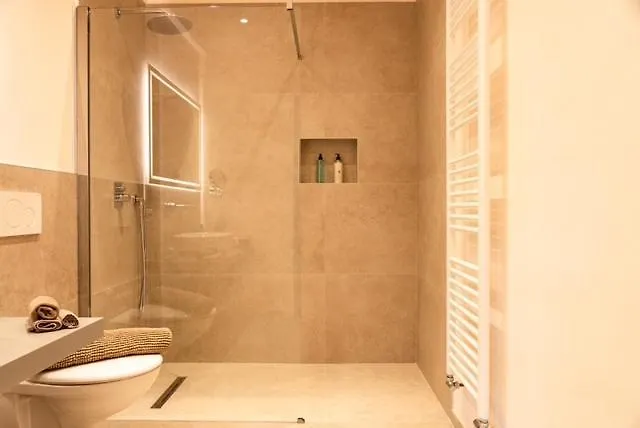 Costantina With Heated Pool Cannobio